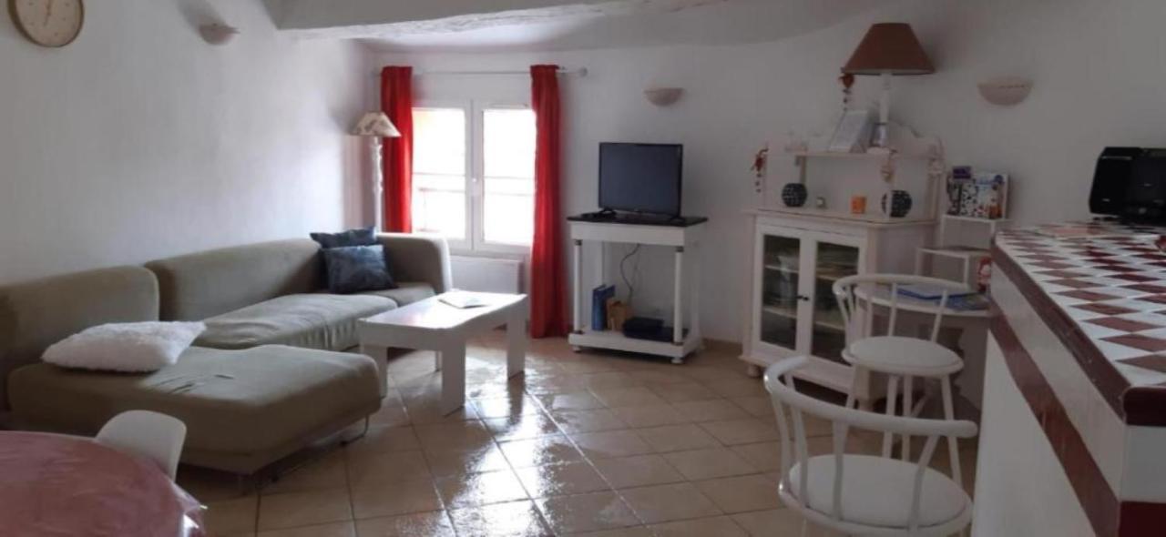 Duplex De Charme Avec Terrasse Au Coeur Du Village 洛尔格 外观 照片