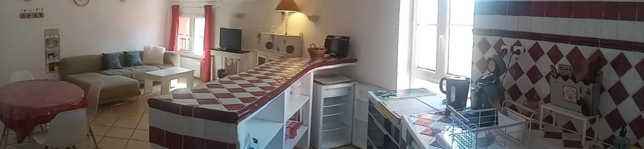 Duplex De Charme Avec Terrasse Au Coeur Du Village 洛尔格 外观 照片